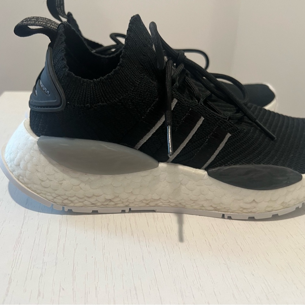 Adidas Sneaker - Picture 3 of 6